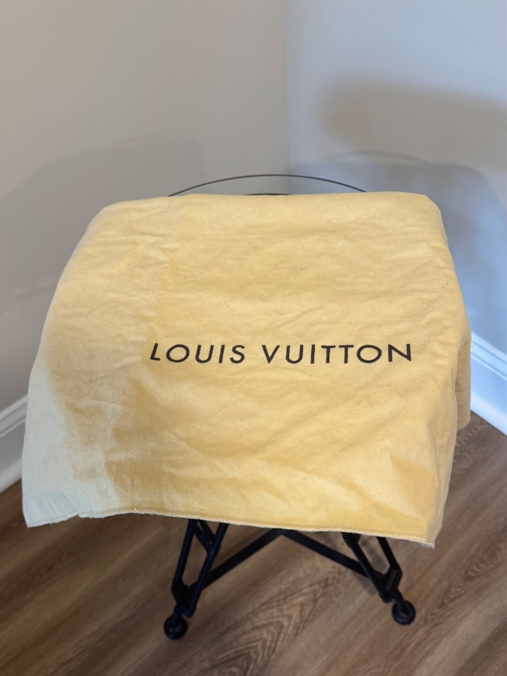 Louis Vuitton Galleria GM Monogram Canvas Bag - Picture 12 of 12